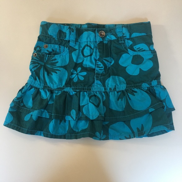 (Get 2!) Lacoste Polo and Children’s Place Skort Size 4 - Picture 11 of 12